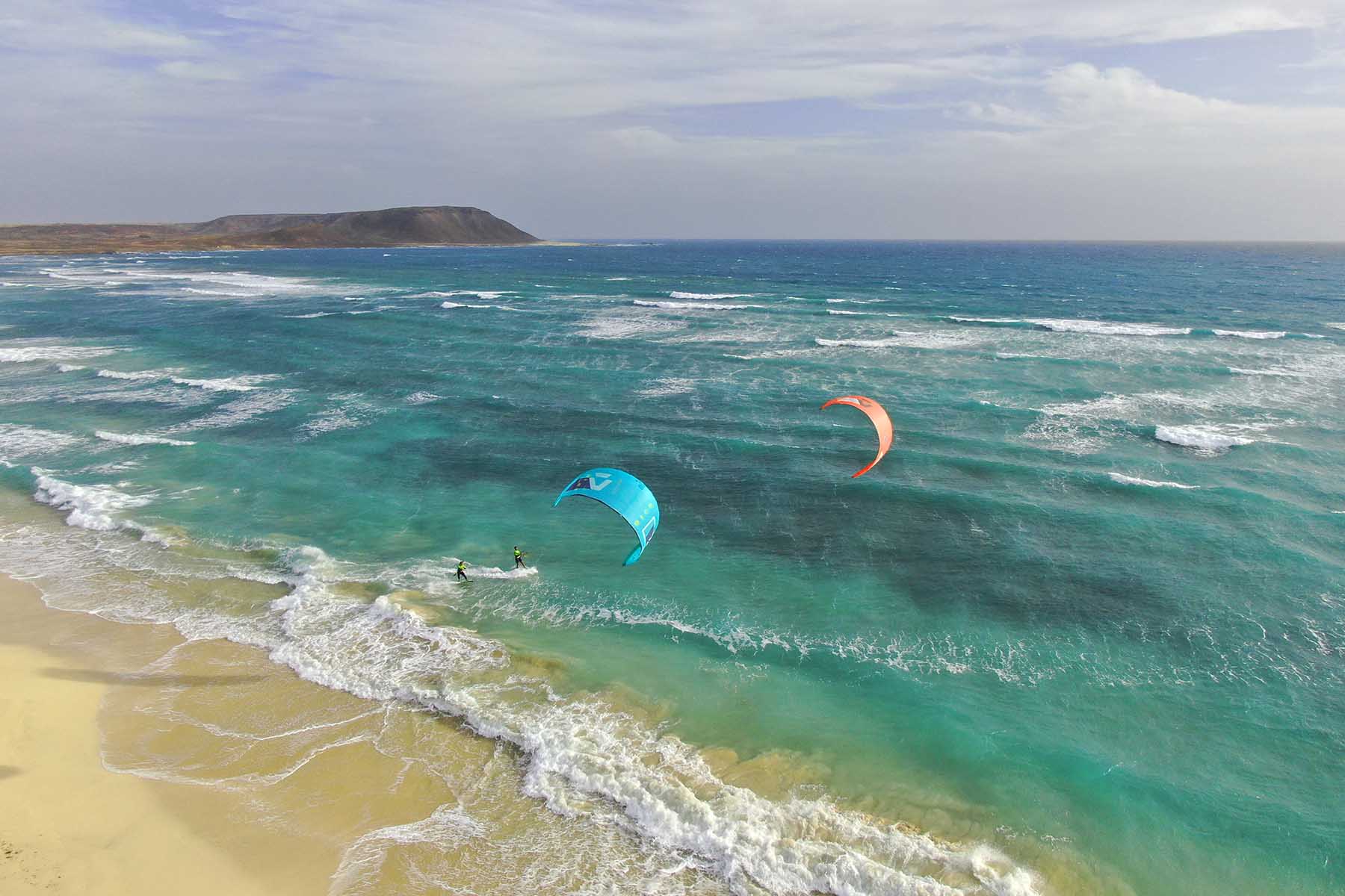 Kitesurfen und Kitesurfurlaub auf den Kapverden Sal Travel People