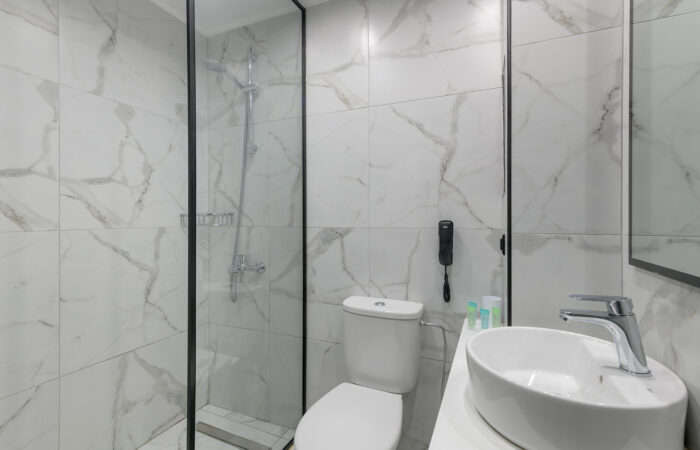 Nirvana Beach Hotel Bathroom-2_Web_Res